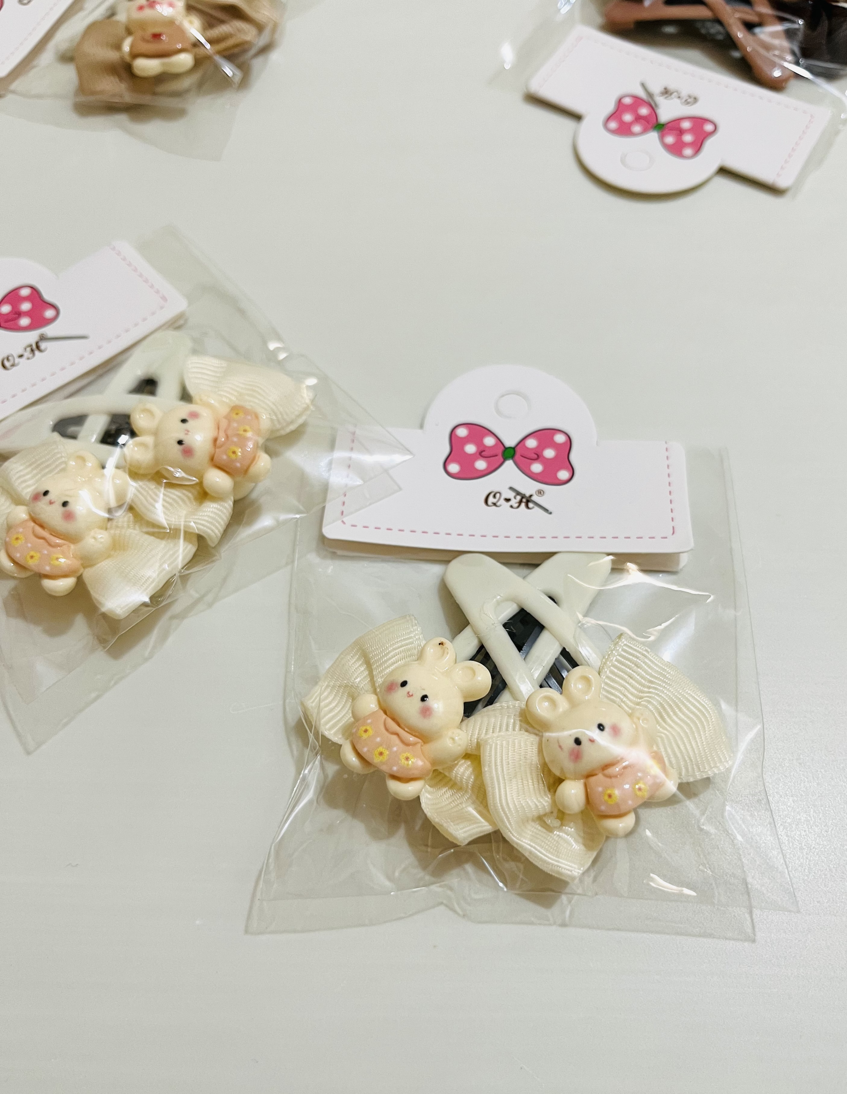 گیره تق تقی عروسکی