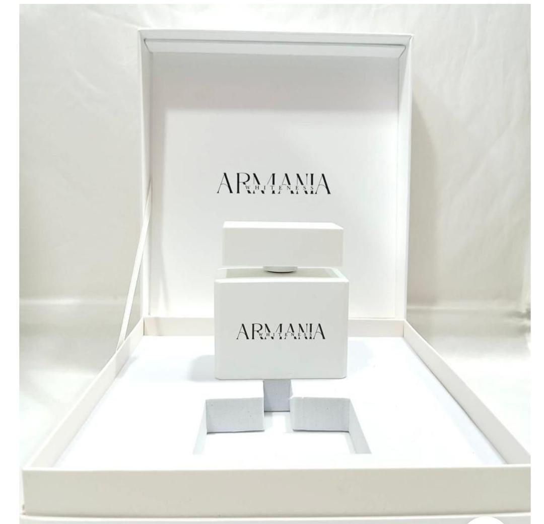 ادکلن آرمانیا وایت نیس