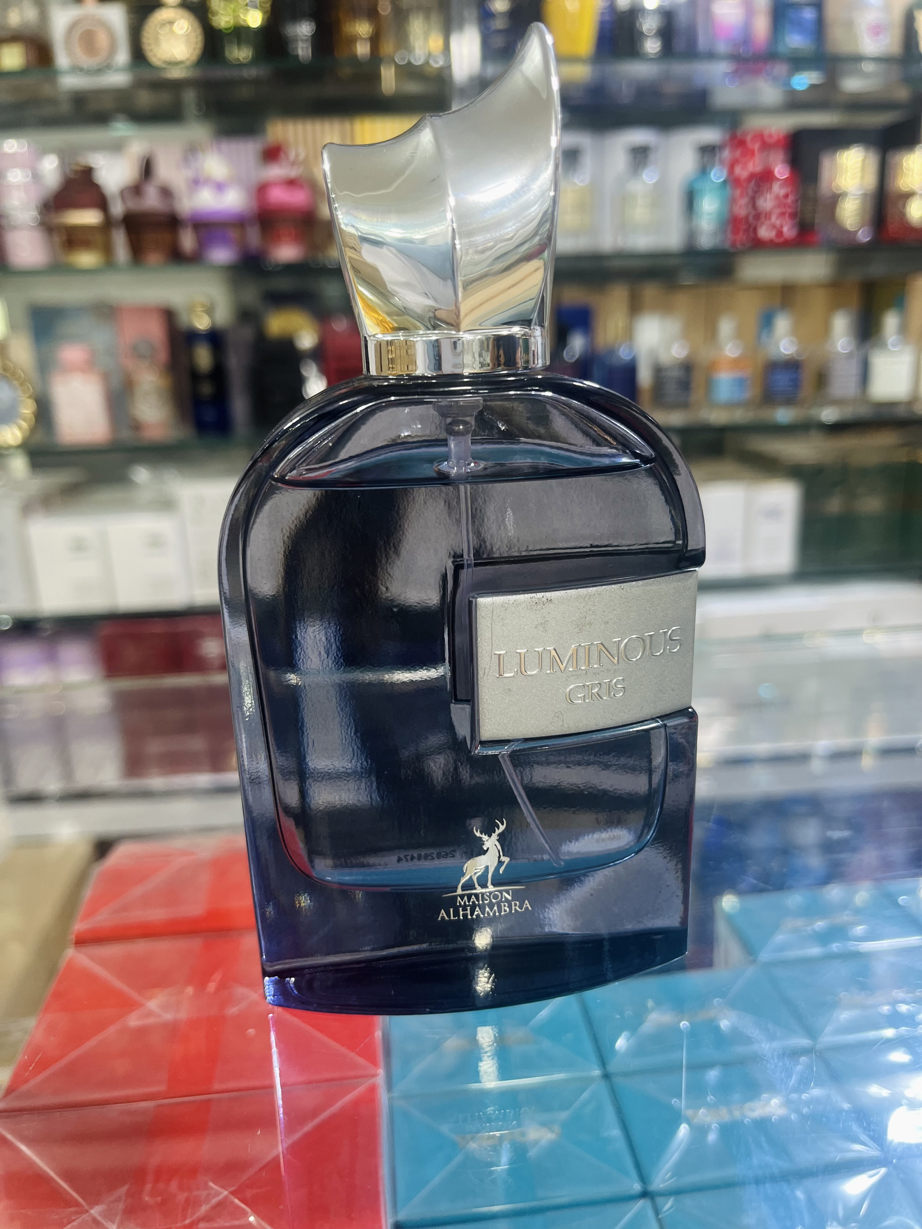 عطر و ادکلن لومینوس گریس الحمبرا ( اورجینال اماراتی)