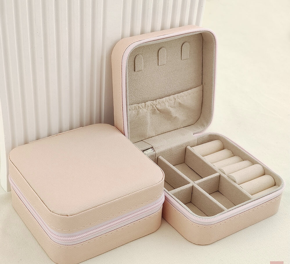 جعبه جواهرات مسافرتی